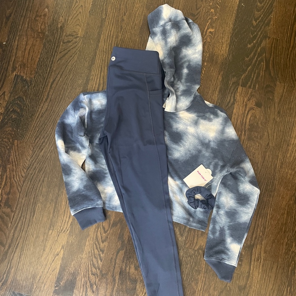 90 Degree By Reflex Kids Navy and White Leggings Set - Picture 3 of 8